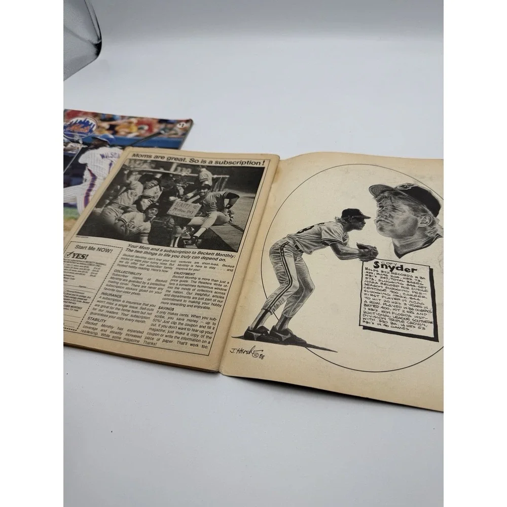 Vintage Baseball Magazine Lot 1983 NY Mets Score Book & 1988 Beckett Card Monthl
